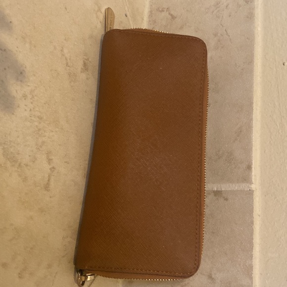 Michael Kors large wallet - and wristlet - tan. 8 in by 4 in - Picture 4 of 5